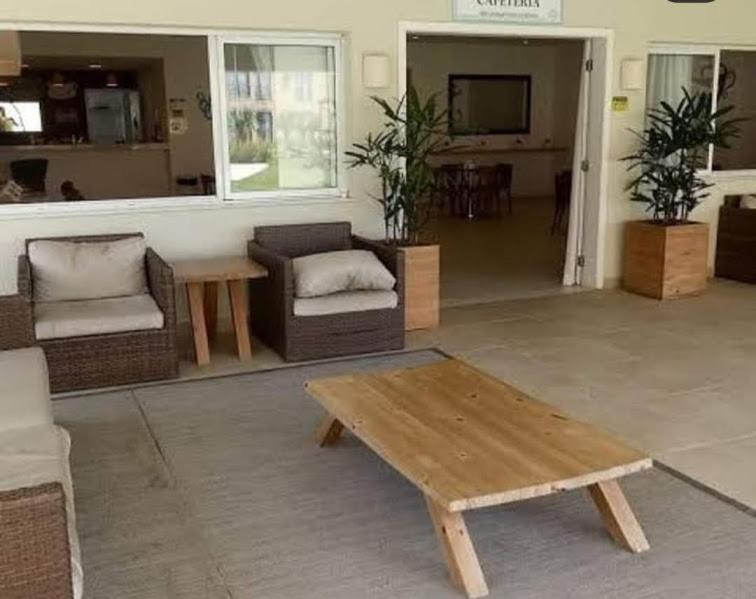 מנגרטיבה Apartamento Com Varanda - Sahy מראה חיצוני תמונה